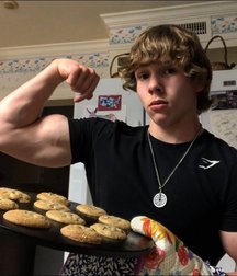 Muscle teens 2 5db8c308da9bd.jpg
