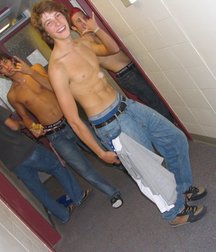 Muscle teens 2 5db8c30adf5a7.jpg
