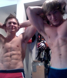 Muscle teens 2 5db8c3178880e.jpg