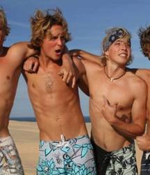Sexy twinks 2 5dbc494f896a8.jpg