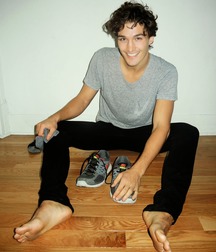 Barefoot and delicious 5dbc4dbc97d11.jpg