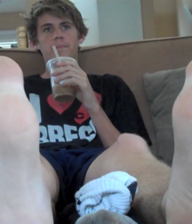 Barefoot and delicious 5dbc4dd287aac.png