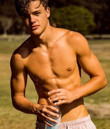 Boy beauties 12 5dbcdebe3c9e6.jpg