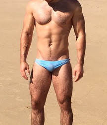 Speedos and shorts 5dbcdf79946e9.jpg
