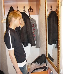 Ton @ home 5dbe17306c84d.jpg