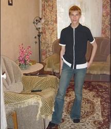 Ton @ home 5dbe1738535ad.jpg