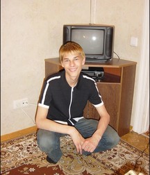 Ton @ home 5dbe1744389df.jpg