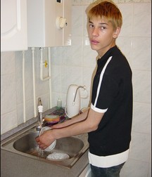 Ton @ home 5dbe1750ad02b.jpg