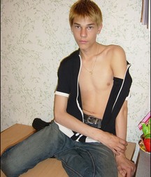Ton @ home 5dbe178d955d3.jpg