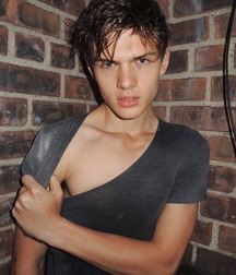 Amazing models and boys 5dbe2e037bb88.jpg