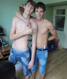 Amazing models and boys 5dbe2e1141948.jpg