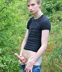 Tasty boys 5dbe30ea0f943.jpg