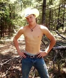 Blue jeans boys 5dbed910a206d.jpg