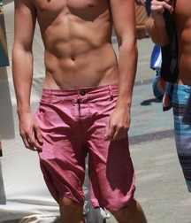 Teen boys  5dbf1e1612b02.jpg