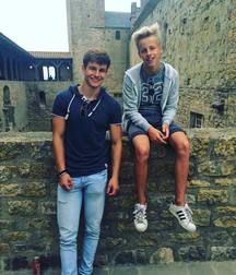 Boys in summer 2 5dbf23b5a1dd1.jpg