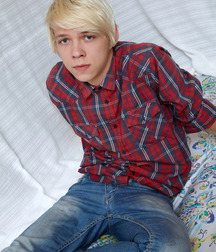 Boy beauties 13 5dc0b94780bc2.jpg