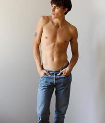 Model boys 2 5dc0d7b896030.jpg