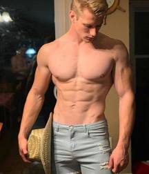 Model boys 2 5dc0d7bcdd163.jpg