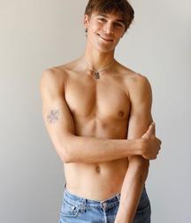 Model boys 2 5dc0d7c7b5ae1.jpg