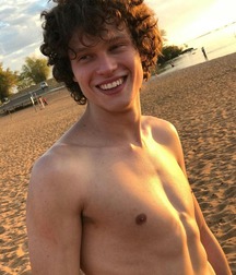 Model boys 2 5dc0d7d0503ea.jpg
