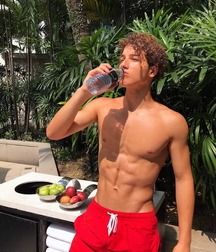 Model boys 2