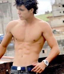 Male beauties 5dc0db3df10d0.jpg