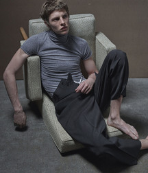 Barefoot models 5dc1e93ae1c0d.jpg