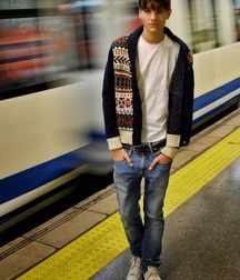 Twinks 200 5dc200b80a2d3.jpg