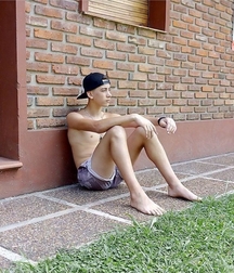 Boys barefoot 16 5dc4303da0065.jpg