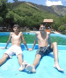 Boys barefoot 16 5dc43107d6225.jpg