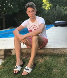 Boys barefoot 16 5dc4312269216.jpg