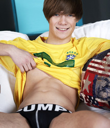 Twinks 202 5dc475d6975ec.jpg
