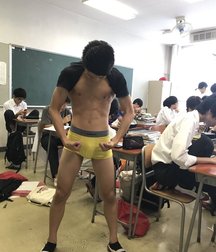 Asian boy power 5dc4863daa431.jpg
