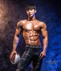 Asian boy power 5dc486625e9ea.jpg