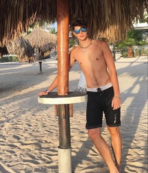 Powerful boy bodies 5dc49f7b24d9f.jpg