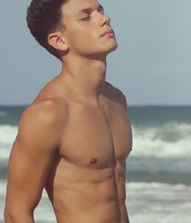 Wanna touch my ripped abs 5dc56e8c432fb.jpg