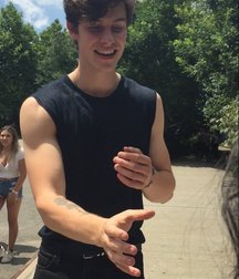 Wanna touch my ripped abs 5dc56e9a3a840.jpg