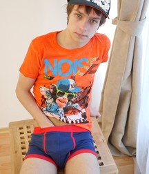 Twinks shows their beauty 5dc57280b0f93.jpg