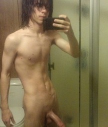 Lick the magic stick 5dc5ec31e0bfa.jpg