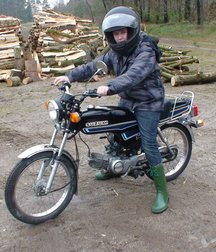 Farmboys in boots 5dc6c40c034a6.jpg