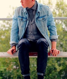 Twink models 5dc72d73692e3.jpg