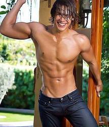 Amazing hotties 2 5dc776e7526ab.jpg