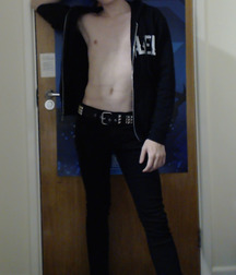 Boys so lovely 5dc972fa7a4d4.jpg