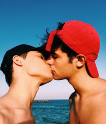 Boys so lovely 5dc973308766d.png