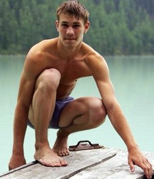 All boys beauty 5dc9812db078e.jpg