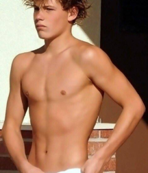 Amazing boy beauties 2 5dcafba19e1b7.png