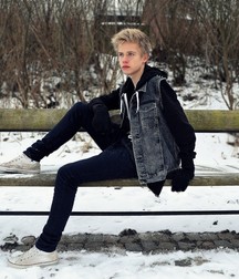 Twinks 204 5dcafee8d693e.jpg