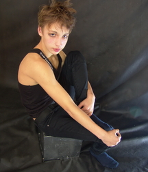 Skyler (highres) 5dcb01b896e44.jpg