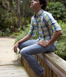 Barefoot and hot 5dcc93e537fa8.jpg