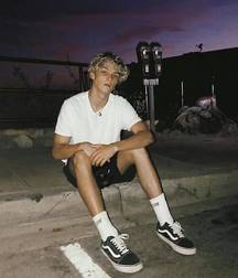 Amazing college boys 5dccaa96be81c.jpg